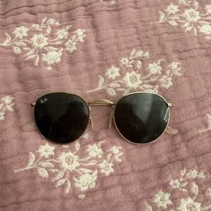 Ray-Ban RB3447 Round Metal #sunglasses #rayban